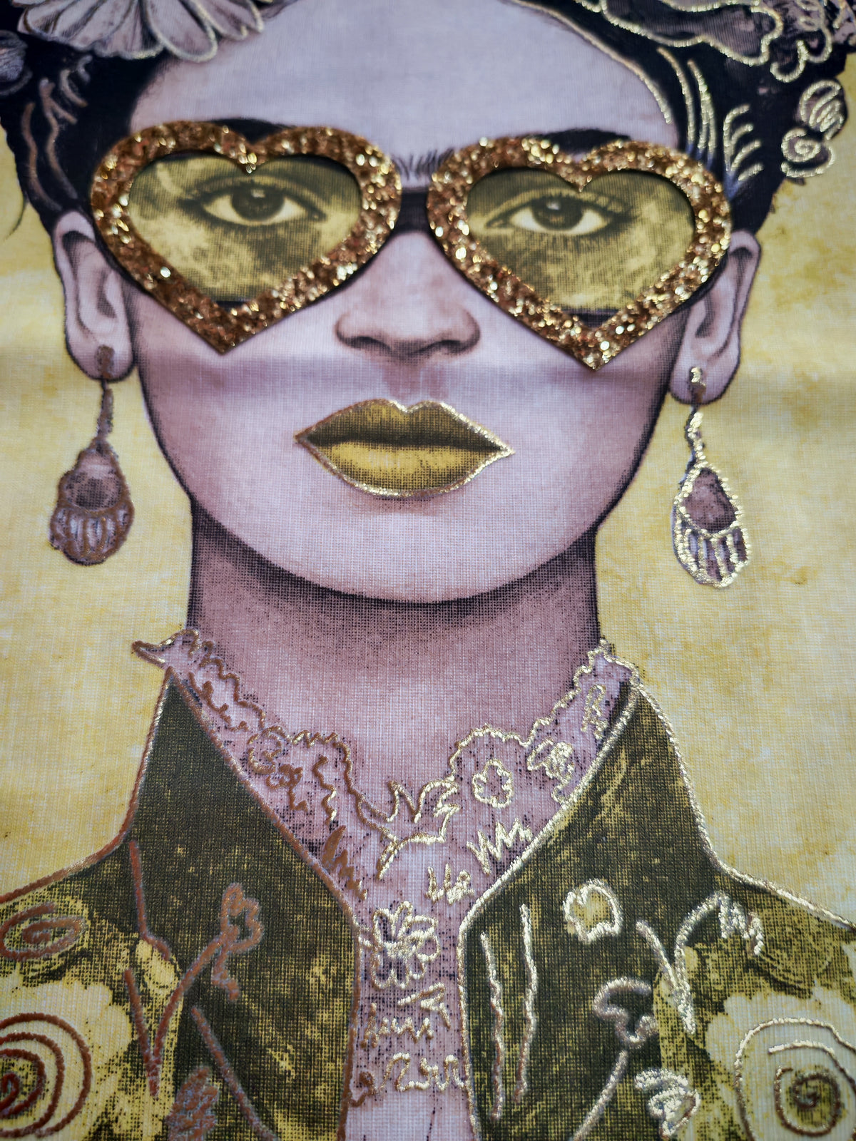 T-shirt Frida occhiali stampa gialla
