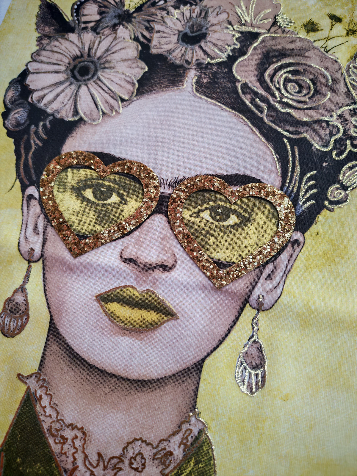 T-shirt Frida occhiali stampa gialla
