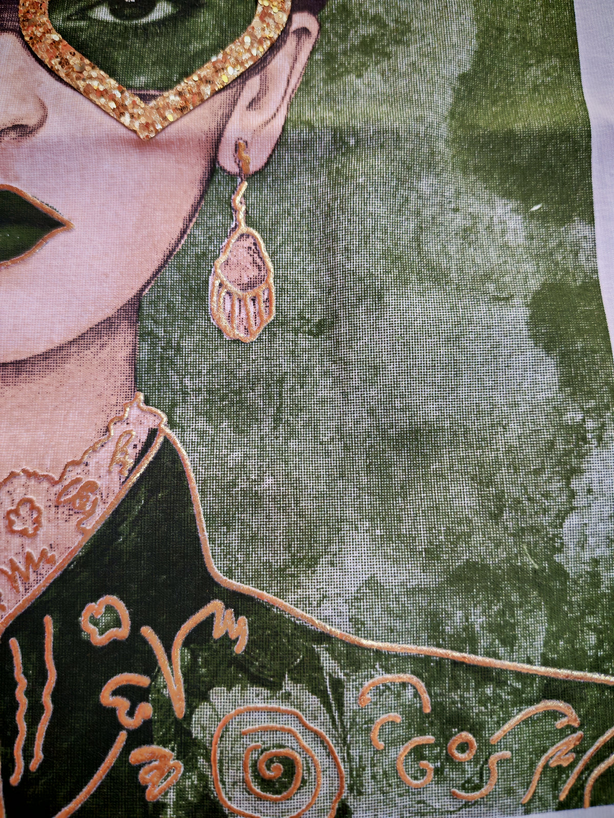 T-shirt Frida con occhiali stampa verde