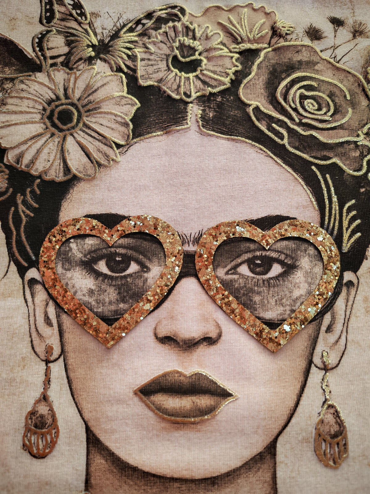 T-shirt Frida con occhiali stampa beige